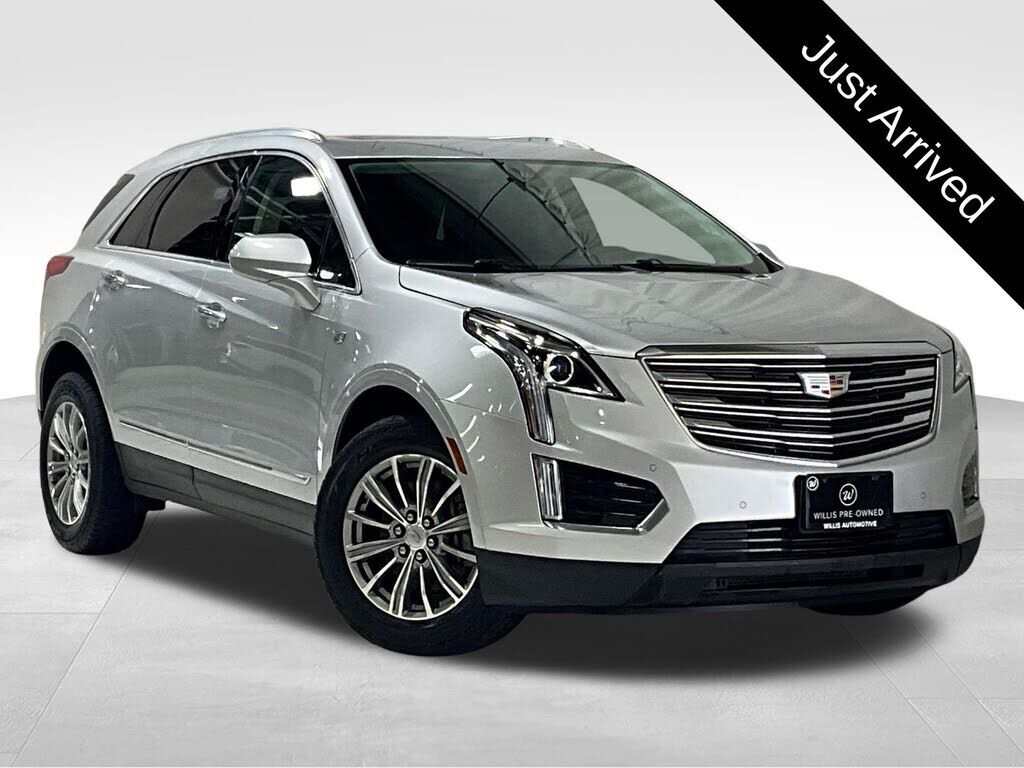 2017 CADILLAC XT5