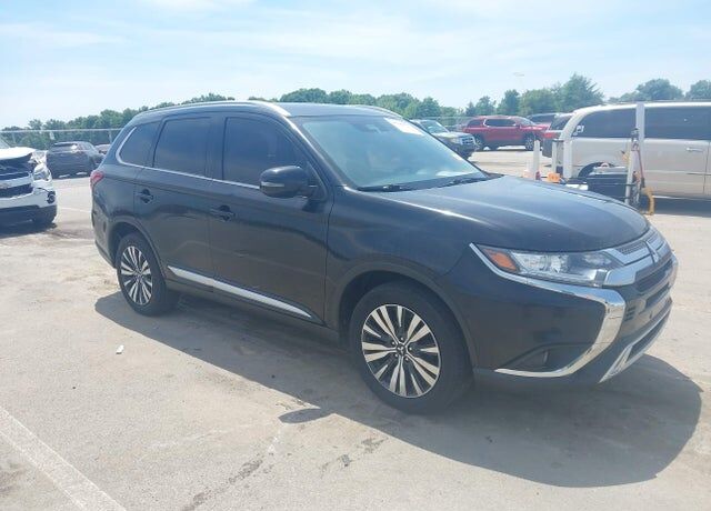 2020 MITSUBISHI Outlander