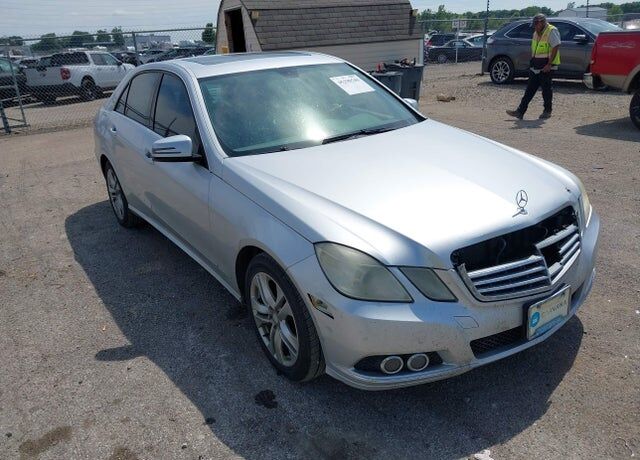 2010 MERCEDES-BENZ E-Class