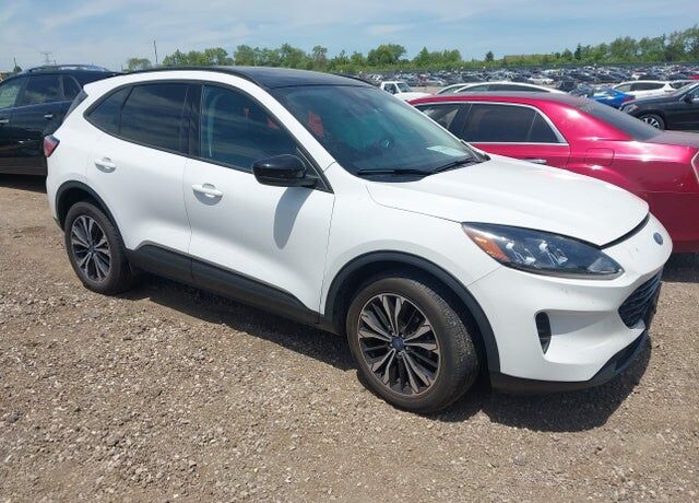 2022 FORD Escape