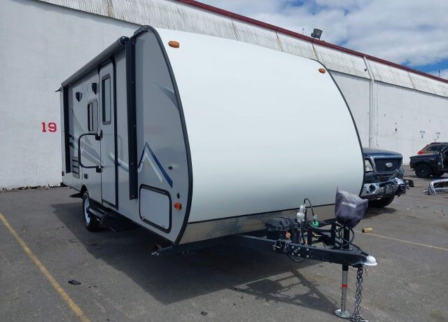 2018 FOREST RIVER Coachmen Apex