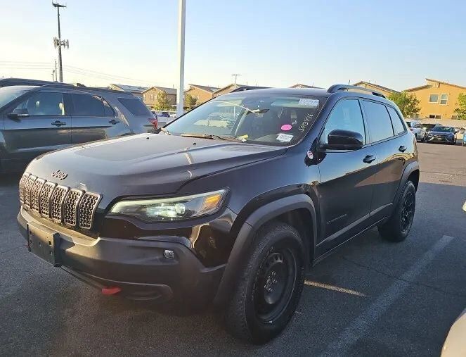 2022 JEEP Cherokee