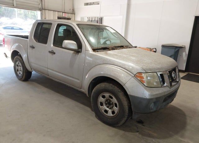 2011 NISSAN Frontier