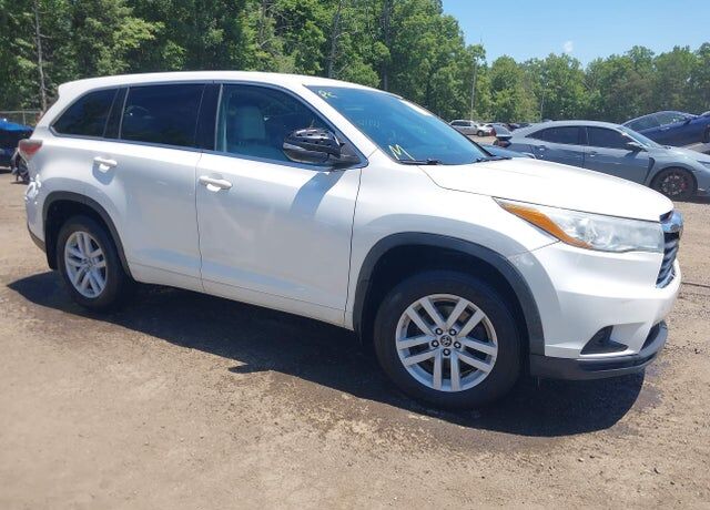 2016 TOYOTA Highlander