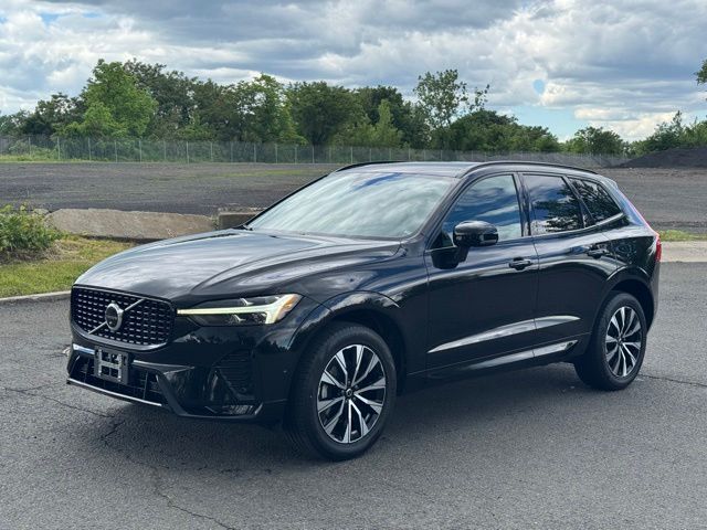 2023 VOLVO XC60