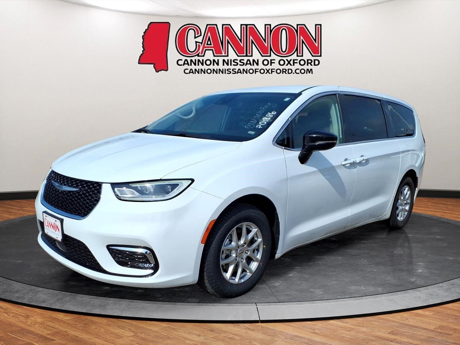 2024 CHRYSLER Pacifica