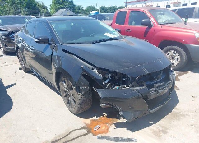 2019 NISSAN Maxima