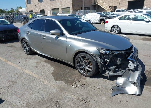 2016 LEXUS IS