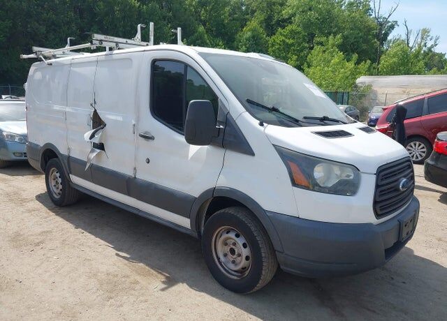 2015 FORD Transit