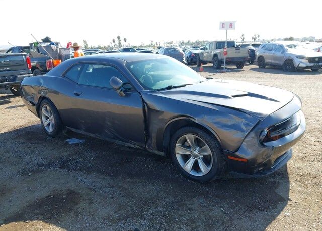 2017 DODGE Challenger