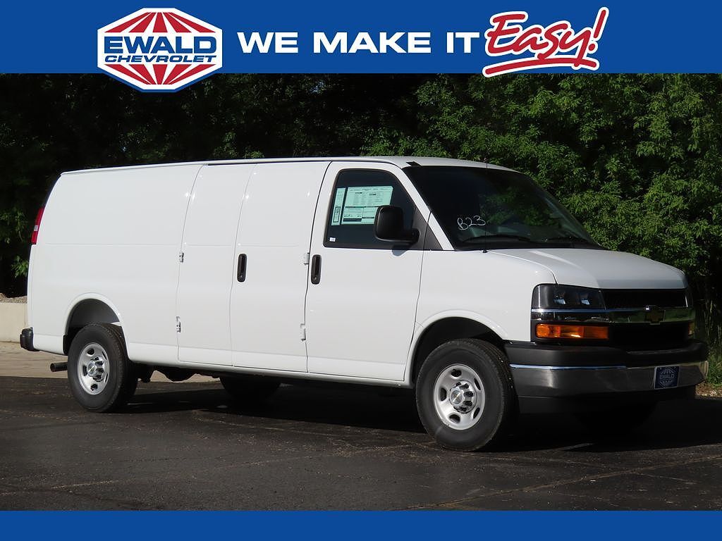 2026 CHEVROLET Express