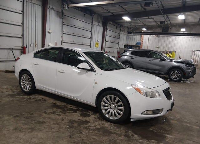 2011 BUICK Regal