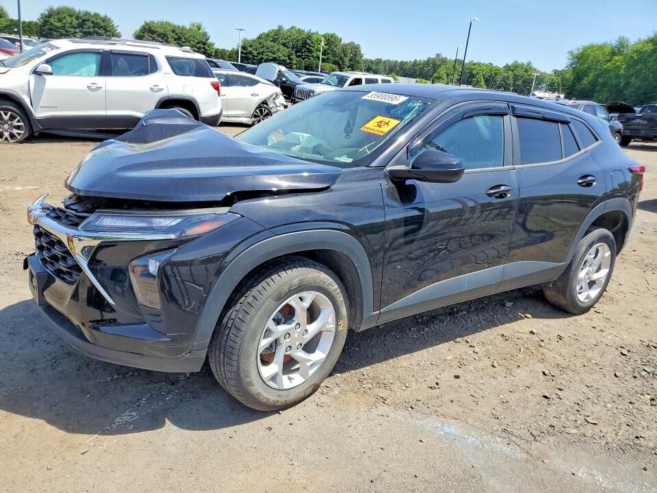 2025 CHEVROLET Trax