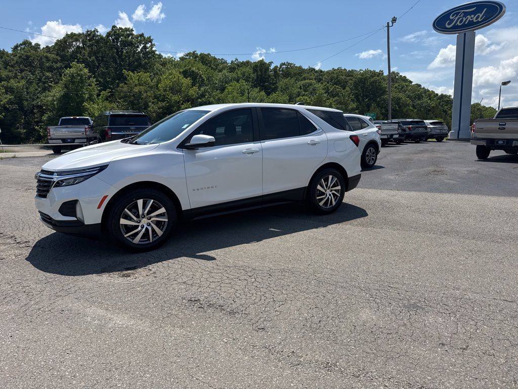 2023 CHEVROLET Equinox