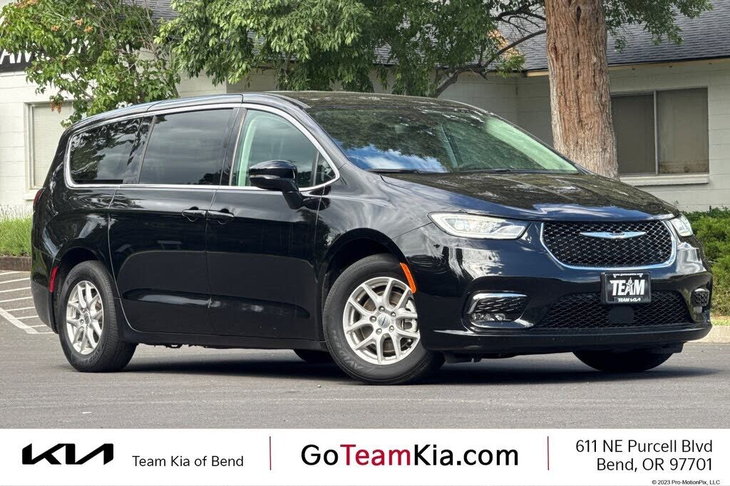 2024 CHRYSLER Pacifica