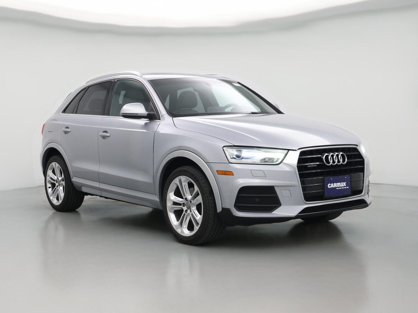 2016 AUDI Q3