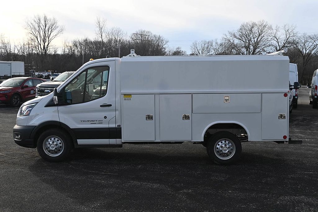 2024 FORD Transit