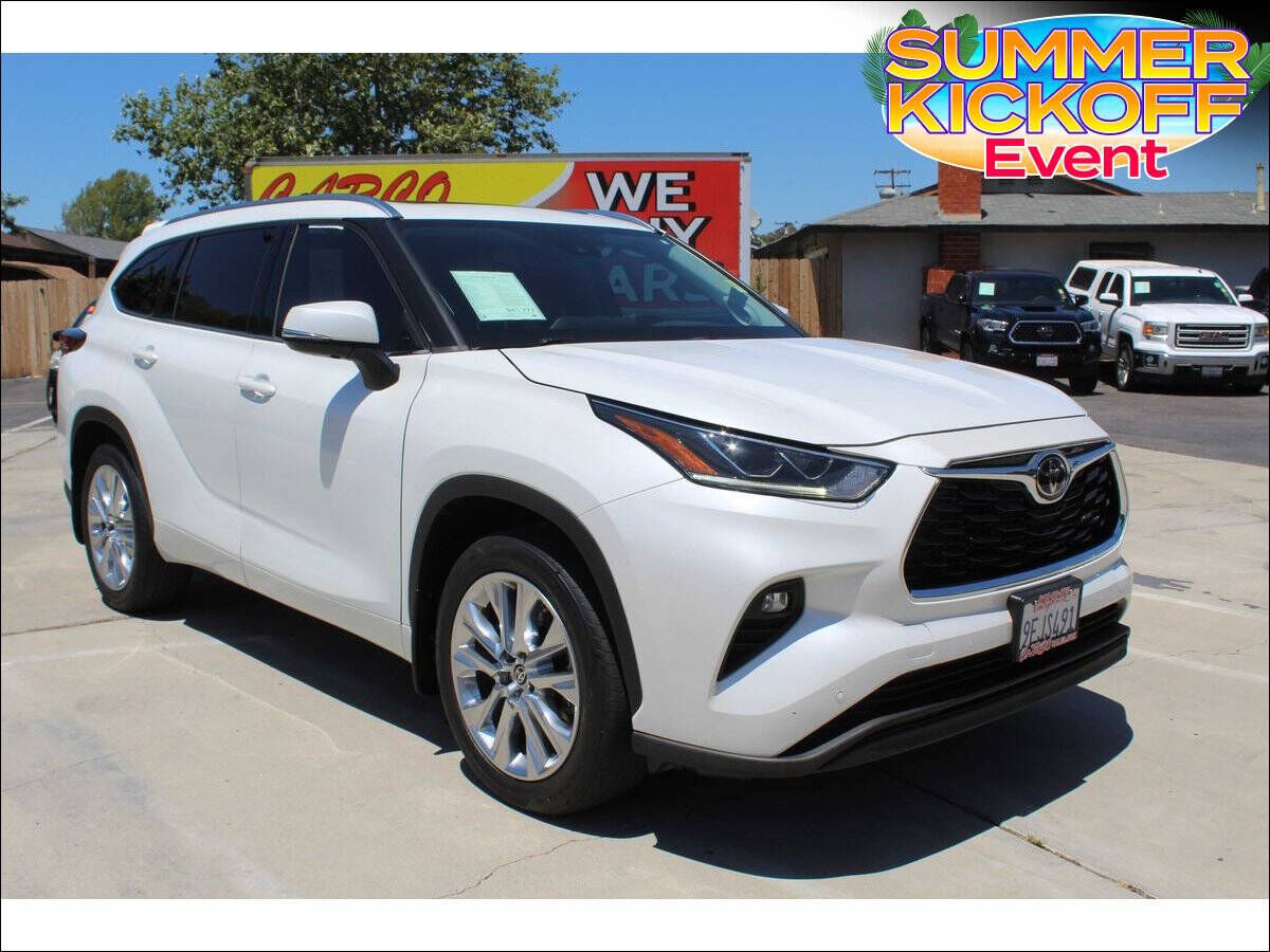 2023 TOYOTA Highlander
