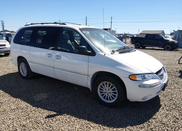2000 CHRYSLER Town and Country