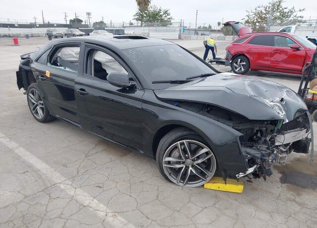 2017 AUDI A8