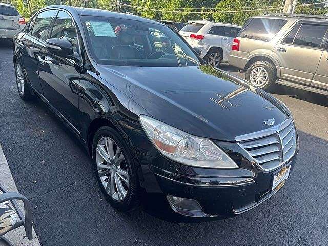 2011 HYUNDAI Genesis