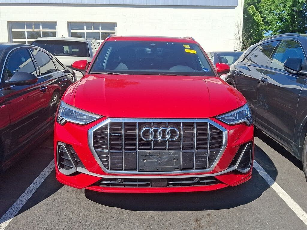 2022 Audi Q3