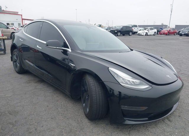 2020 TESLA Model 3