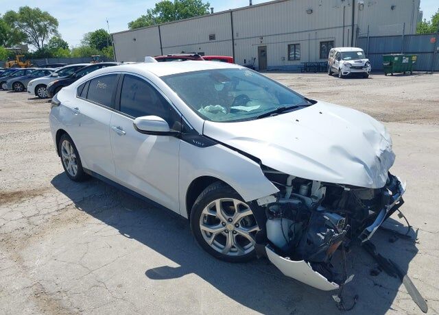 2017 CHEVROLET Volt