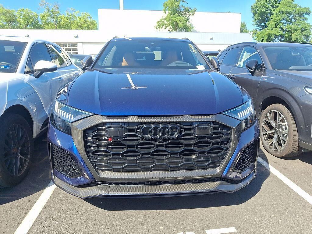 2023 Audi RS Q8