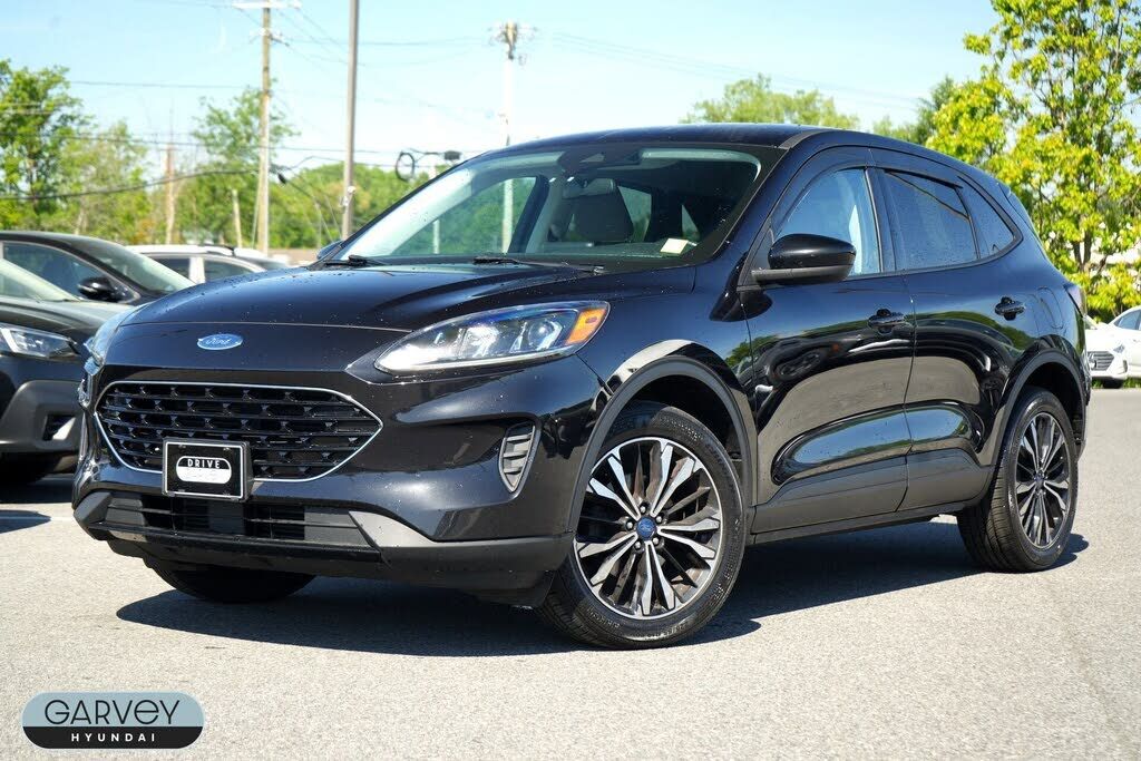 2021 FORD Escape
