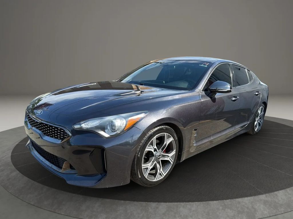 2021 KIA Stinger
