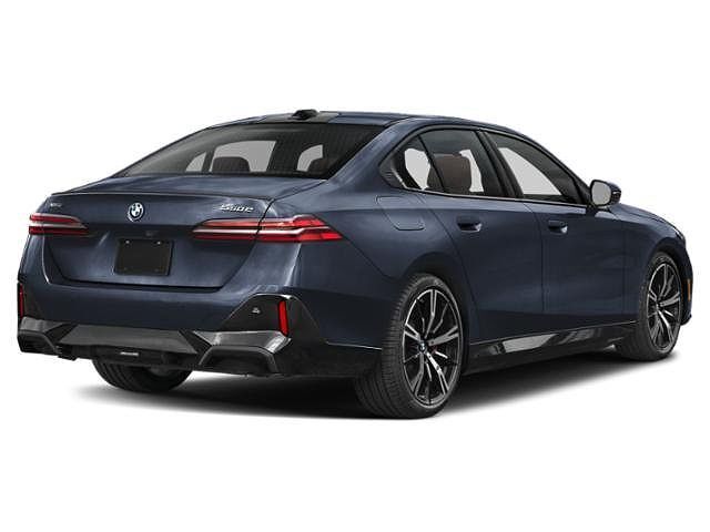 2027 BMW 550e