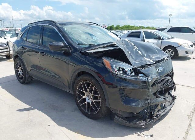 2021 FORD Escape