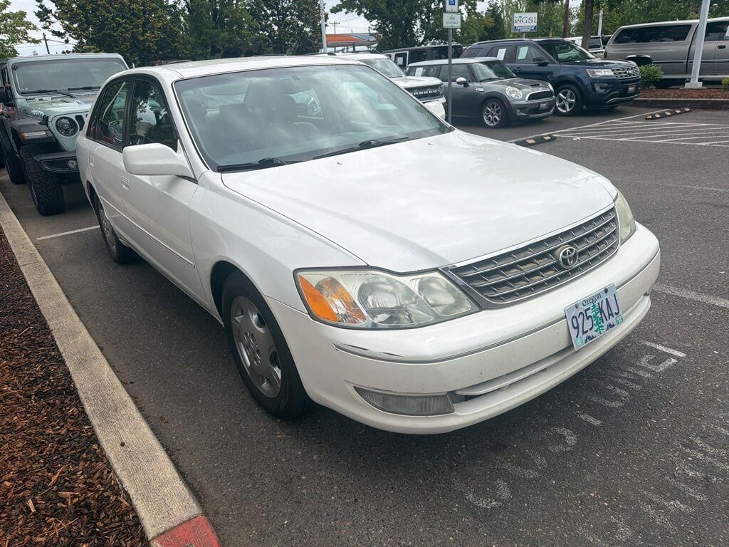 2004 TOYOTA Avalon