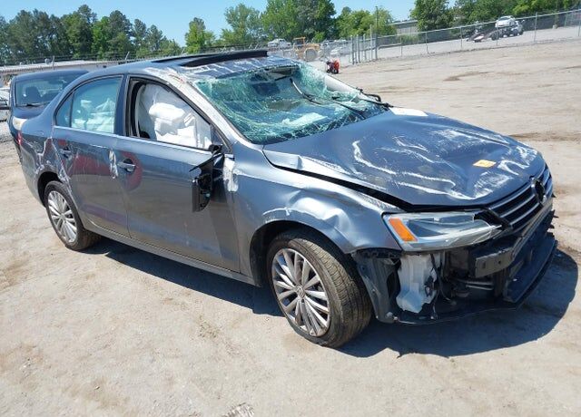 2015 VOLKSWAGEN Jetta