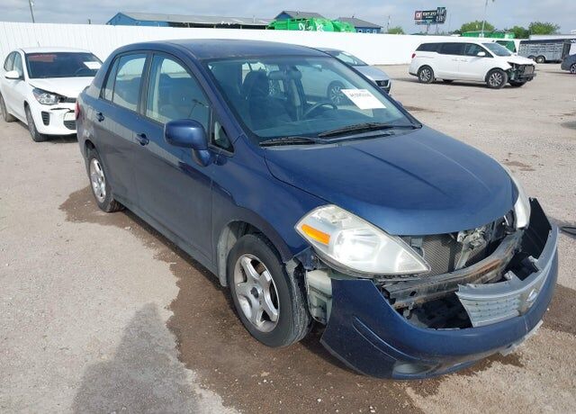 2009 NISSAN Versa