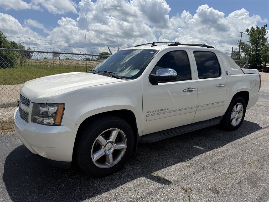 2013 CHEVROLET Avalanche