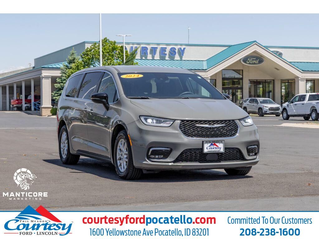 2024 CHRYSLER Pacifica
