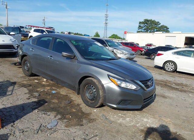 2017 NISSAN Altima