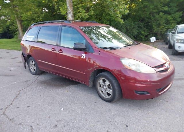 2007 TOYOTA Sienna