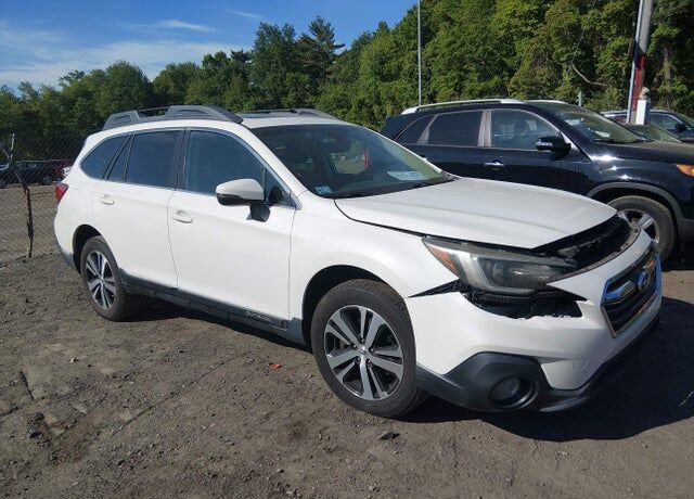 2018 SUBARU Outback