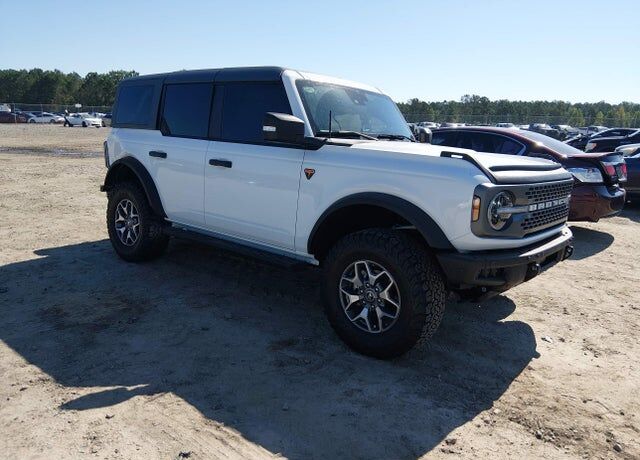 2024 FORD Bronco
