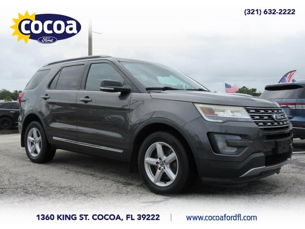 2017 FORD Explorer