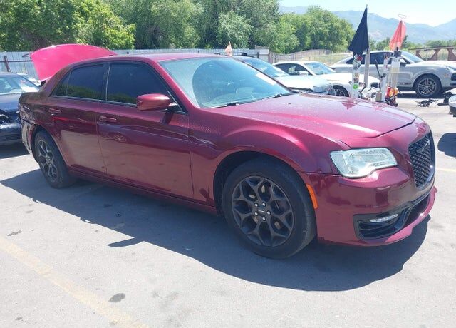 2020 CHRYSLER 300