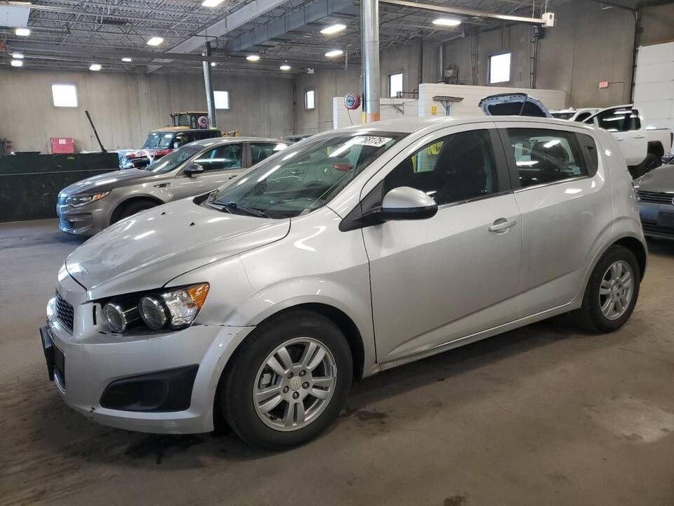 2016 CHEVROLET Sonic