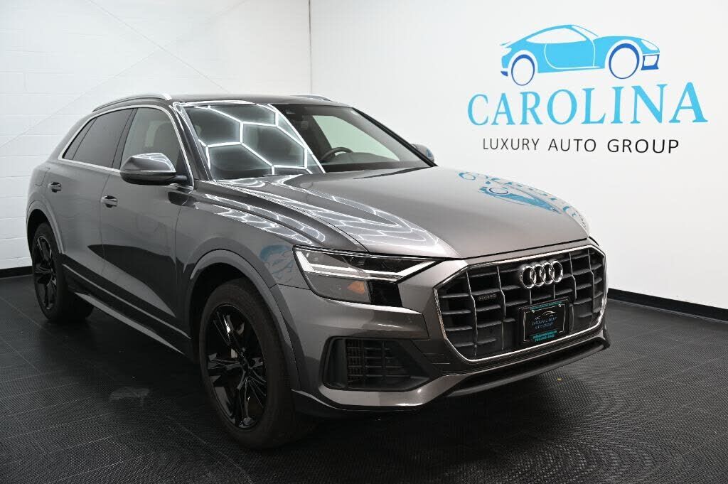 2020 AUDI Q8