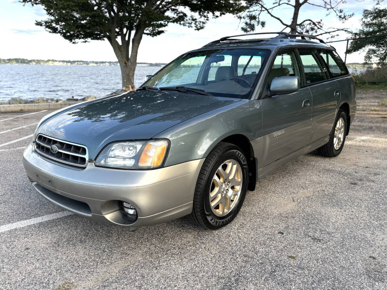 2001 SUBARU Legacy