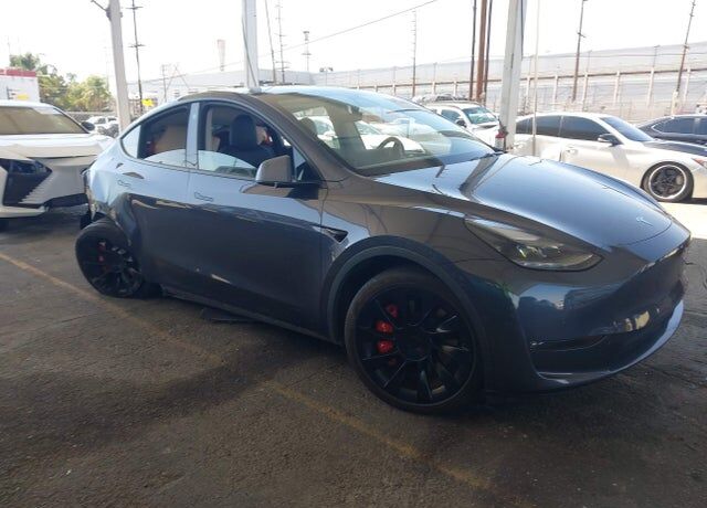 2021 TESLA Model Y