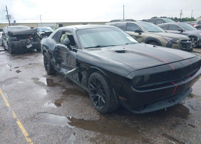 2013 DODGE Challenger