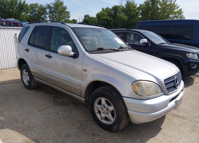Mercedes-Benz M-Class